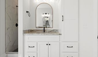 3471 Hawks Creek Dr, Apison, TN 37302