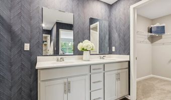 8083 Wesleyan Dr, Avon, IN 46123