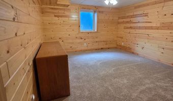 207 2nd Ave NW, Altura, MN 55910