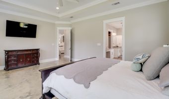 15240 Karen Rd, Biloxi, MS 39532