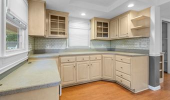 103 Benham St, Bristol, CT 06010