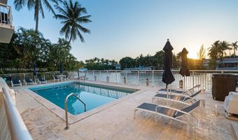 10140 W Bay Harbor Dr PH S, Bay Harbor Islands, FL 33154