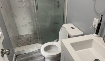 125 Garden Dr, Bridgeport, CT 06606