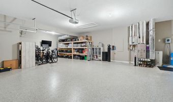 5329 Greyson Heights Dr, Auburn, IN 46706