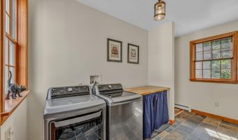 11 Loft Cir, Campton, NH 03223