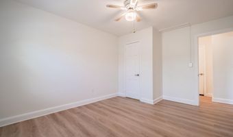 1622 W ABINGDON Dr 101, Alexandria, VA 22314