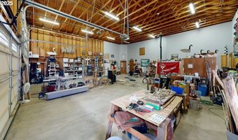 15606 NAPA Ln, Brookings, OR 97415