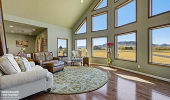 17 Patriot Dr, Cody, WY 82414