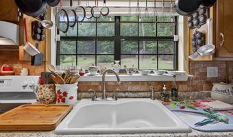 625 HAZELBROOK Ln, Alpine, AL 35014