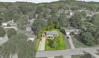 1305 Ridgeway Cir, Athens, TN 37303