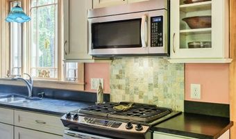 33 Maclean Rd, Alstead, NH 03602