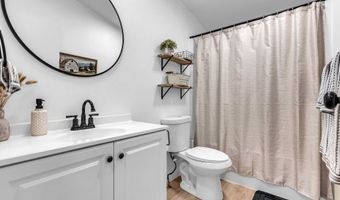 20923 NE FILBERT St, Aurora, OR 97002