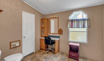 1694 Christopher Cove Rd, Albany, GA 31705
