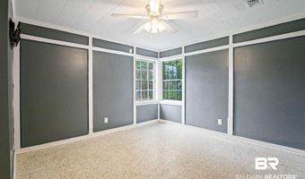 384 Old Bratt Rd, Atmore, AL 36502