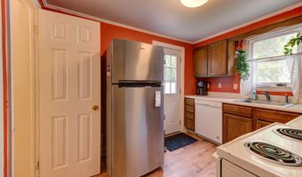 36 Victor St, Albany, NY 12208