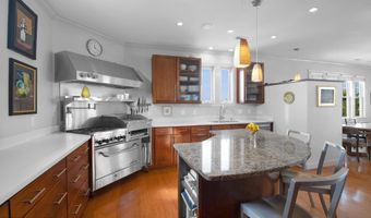 301 Old Causeway Rd, Atlantic Beach, NC 28512