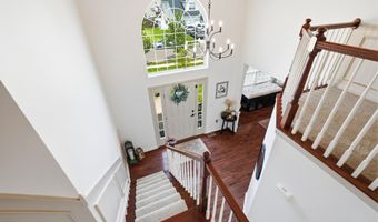 5 Tradewinds Ave, Barnegat, NJ 08005