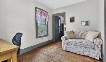 37 High St, Bradford, NH 03221