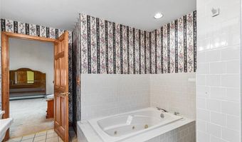 101 Cobble Hill Rd, Lincoln, RI 02865