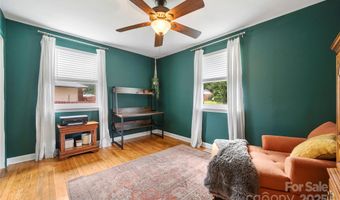 3725 Sudbury Rd, Charlotte, NC 28205