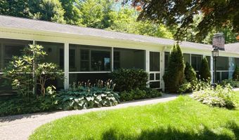 3 Arbor Dr 3, Brookfield, CT 06804
