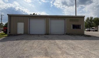 410 S Main St, Archie, MO 64725