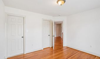 5704 MAIDEN Ln, Bethesda, MD 20817