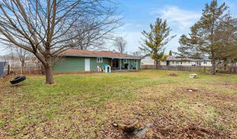 2600 S BERRY Dr, Appleton, WI 54915