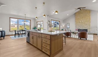 266 E SWEETWATER Way, Appleton, WI 54913