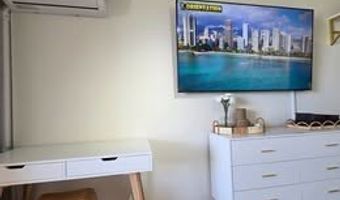 445 Seaside Ave 1617, Honolulu, HI 96815