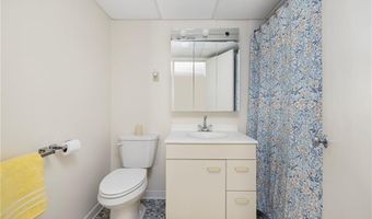 306 America, Newport, RI 02840
