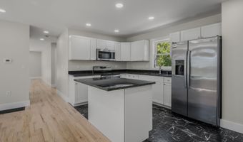 73 Cow Hill Rd, Clinton, CT 06413