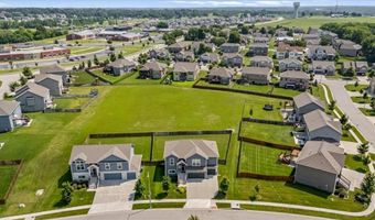 1327 N 161st Ter, Basehor, KS 66007