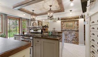 10 Hamilton Hl, Glocester, RI 02829