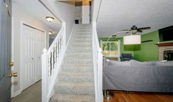 6393 Barberry Dr, Avon, IN 46123
