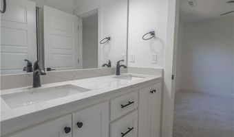 8 Rearsby Ln, Bella Vista, AR 72715