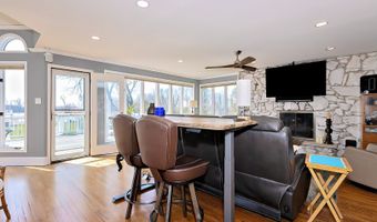 41653 N Lotus Ave, Antioch, IL 60002