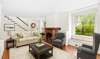 104 Euclid Ave, Altamont, NY 12009