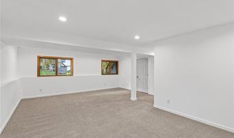 14786 Hallmark Dr, Apple Valley, MN 55124