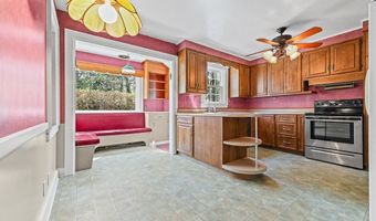 1134 Glamorgan St, Alliance, OH 44601