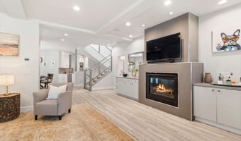 736 W Smuggler St, Aspen, CO 81611