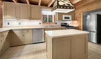 290 Buckley Rd, Colchester, CT 06415