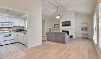 5131 Nicholson Dr #B12, Baton Rouge, LA 70820