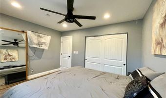 2246 Windsor Dr, Henderson, NV 89014