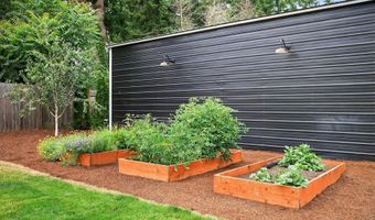 22194 S BEAVERCREEK Rd, Beavercreek, OR 97004
