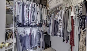 7835 Shannon Lakes Way, Indianapolis, IN 46217