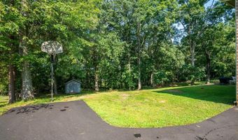 1604 Avondale Dr, Altavista, VA 24517