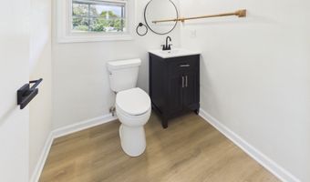 906 Whitmore St, Anderson, IN 46012