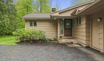 27 Adams Rd, Bloomfield, CT 06002