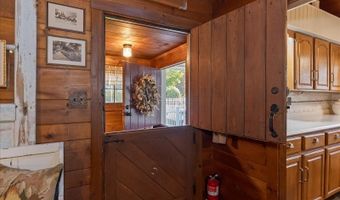 107 Overlook Rd, Andover, NJ 07860